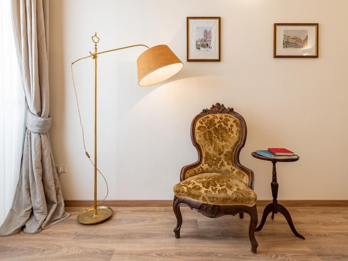 B&B Palazzo Merello カリアリ エクステリア 写真