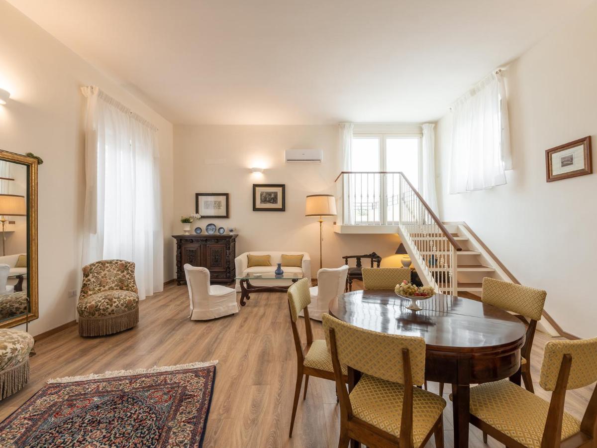 B&B Palazzo Merello カリアリ エクステリア 写真